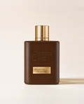 Flacone di Tobacco Honey, profumo arabo Prima Chic, su fondo neutro